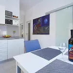 Aida Апартаменты *